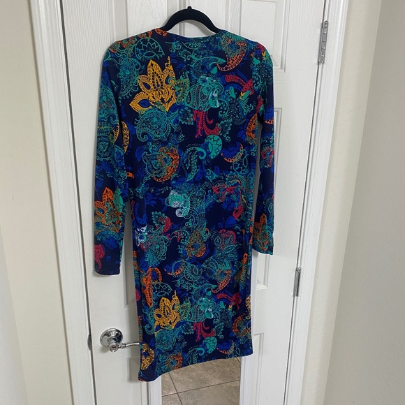 NWT - LulaRoe Debbie long sleeve Dress (M) - Picture 2 of 8